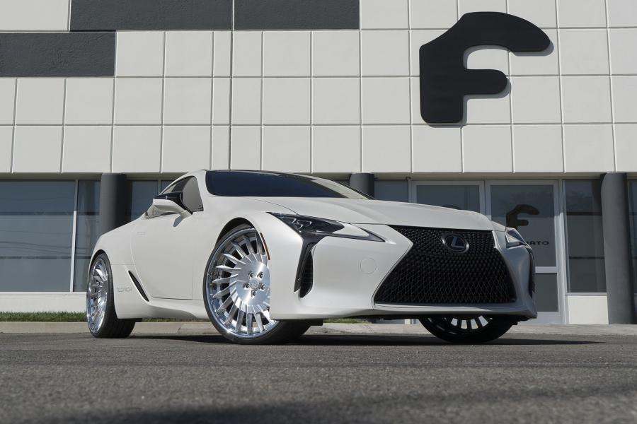  Lexus LC500 on Forgiato Wheels (TEC 3.4) 2017 года  (фото 4 из 7)